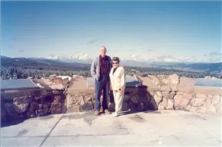 small_dad-mom 1.webp